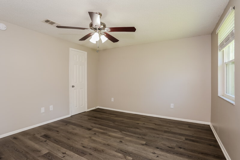 2,480/Mo, 1504 Pawnee St Orange Park, FL 32065 Main Bedroom View 2