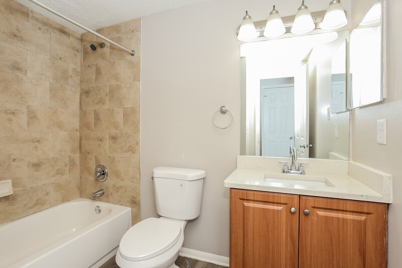 2,480/Mo, 1504 Pawnee St Orange Park, FL 32065 Bathroom View
