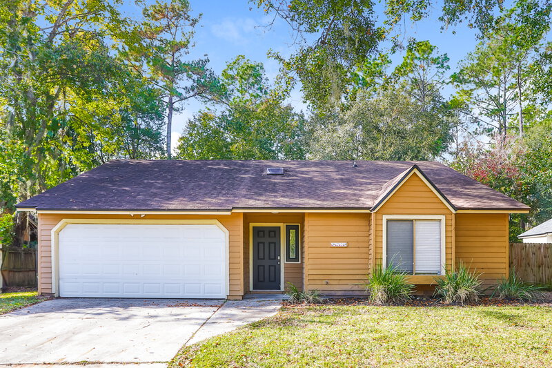 1,605/Mo, 8228 Honeysuckle Ln Jacksonville, FL 32244 External View