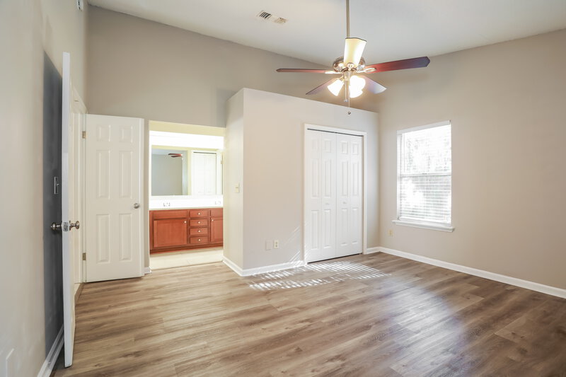 1,605/Mo, 8228 Honeysuckle Ln Jacksonville, FL 32244 Main Bedroom View