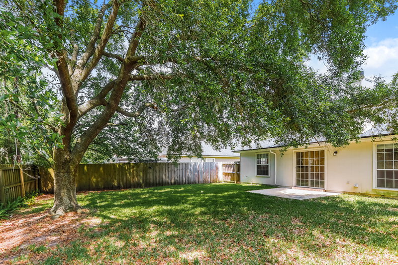 2,360/Mo, 12772 Glade Springs Dr S Jacksonville, FL 32246 Rear View 2
