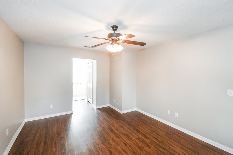 2,185/Mo, 3490 White Wing Rd Orange Park, FL 32073 Main Bedroom View