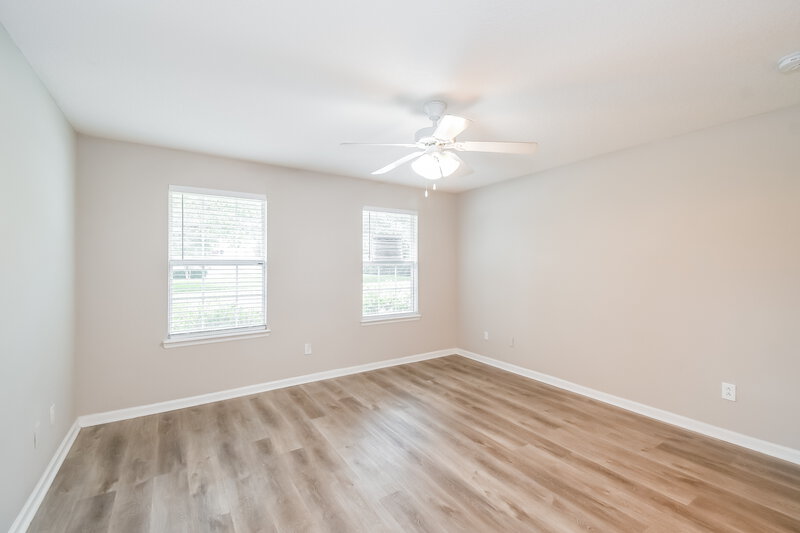 1,670/Mo, 607 Sunny Stroll Dr Middleburg, FL 32068 Main Bedroom View
