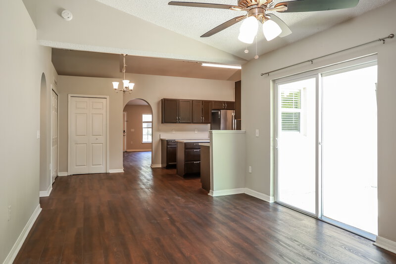 2,180/Mo, 3424 Steelgate Ct Middleburg, FL 32068 Family Room View 2