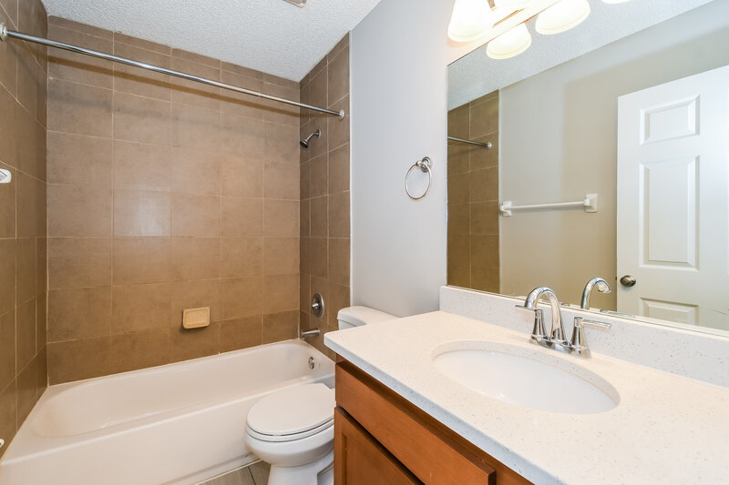 2,405/Mo, 12071 Sunchase Dr Jacksonville, FL 32246 Bathroom View