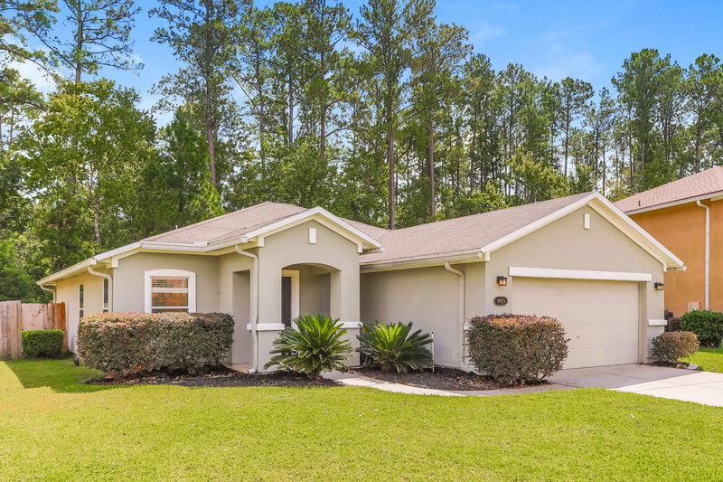1,695/Mo, 1975 Tomahawk Dr Middleburg, FL 32068 Front View