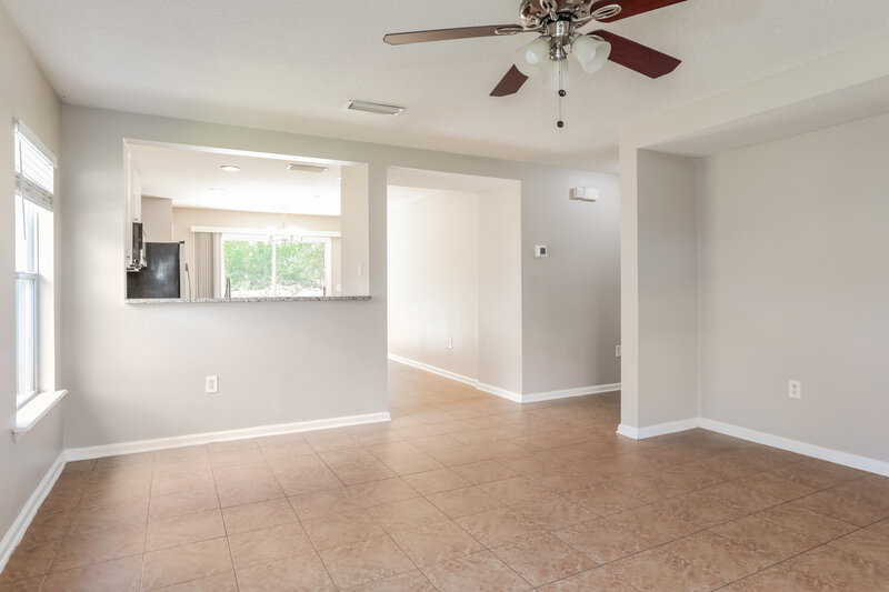1,695/Mo, 1975 Tomahawk Dr Middleburg, FL 32068 Living Room View 3