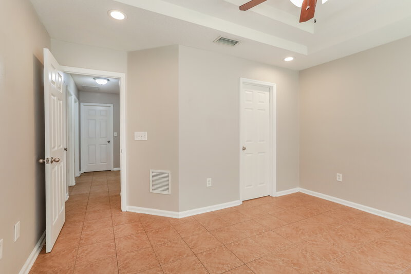 1,695/Mo, 1975 Tomahawk Dr Middleburg, FL 32068 Bedroom View