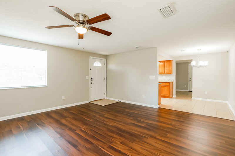 1,700/Mo, 2834 Tanglewood Blvd Orange Park, FL 32065 Living Room View