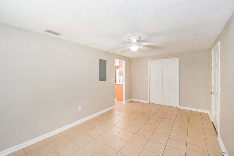 1,695/Mo, 2834 Tanglewood Blvd Orange Park, FL 32065 Dining Room View 2
