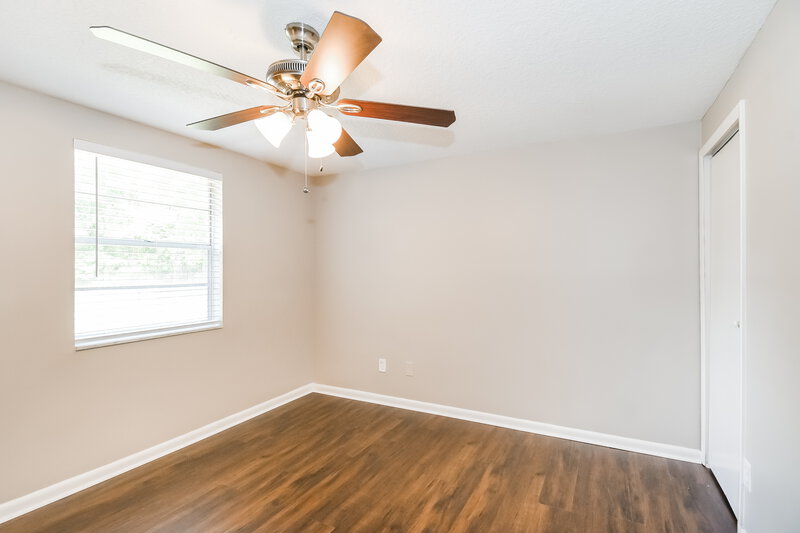 1,695/Mo, 2834 Tanglewood Blvd Orange Park, FL 32065 Main Bedroom View