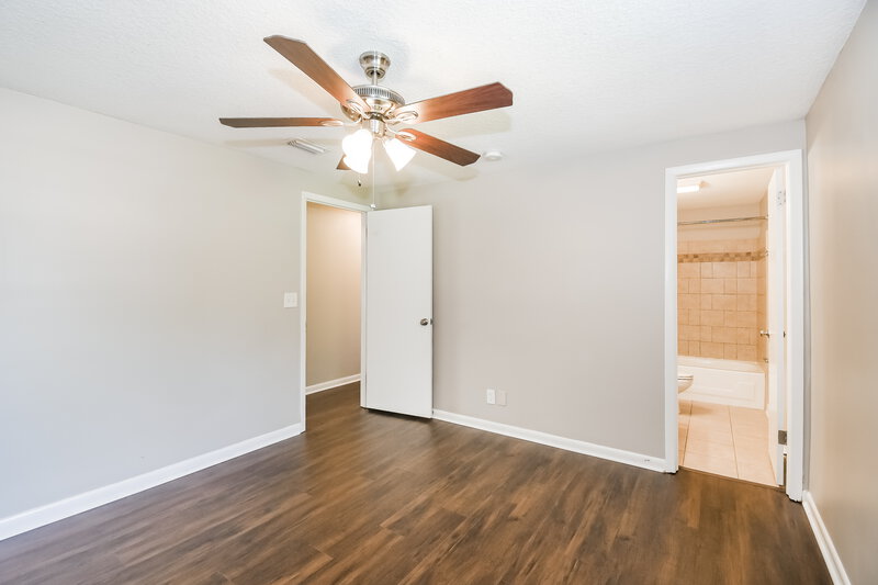 1,695/Mo, 2834 Tanglewood Blvd Orange Park, FL 32065 Main Bedroom View 2