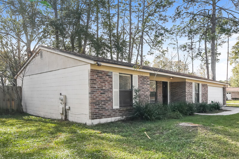 1,600/Mo, 1670 Mary Beth Dr Middleburg, FL 32068 Front View