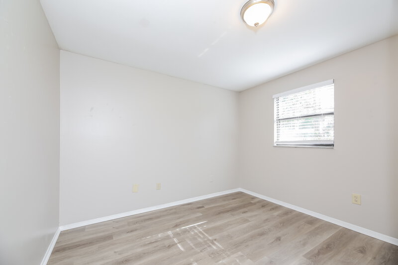 1,600/Mo, 1670 Mary Beth Dr Middleburg, FL 32068 Bedroom View 3