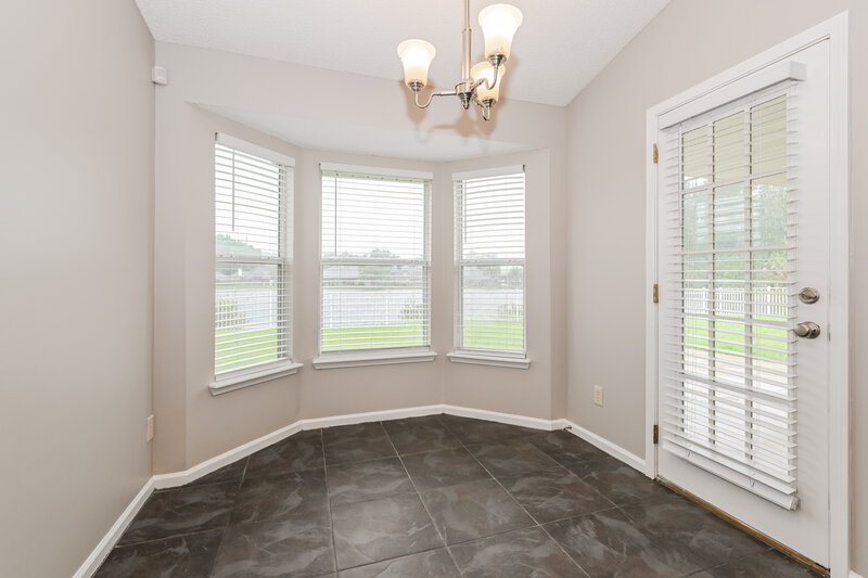 1,925/Mo, 550 Whitfield Rd Jacksonville, FL 32221 Breakfast Nook View