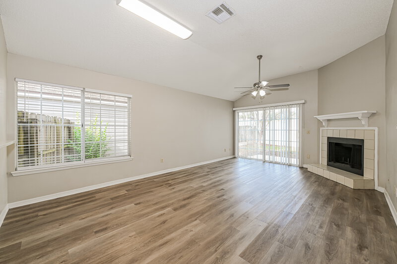 1,660/Mo, 7737 Manassas Ct Jacksonville, FL 32277 Dining Room View