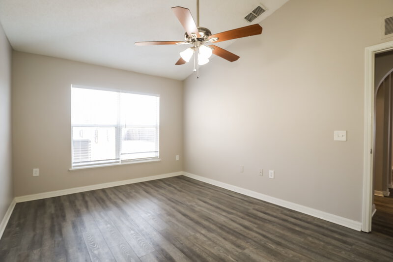 2,240/Mo, 3640 Alec Drive Middleburg, FL 32068 Main Bedroom View