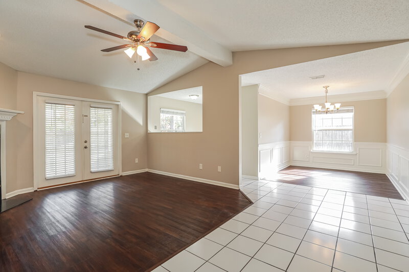 1,635/Mo, 8051 Mactavish Way W Jacksonville, FL 32244 Living Room View