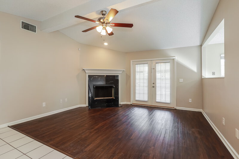 1,635/Mo, 8051 Mactavish Way W Jacksonville, FL 32244 Living Room View 2