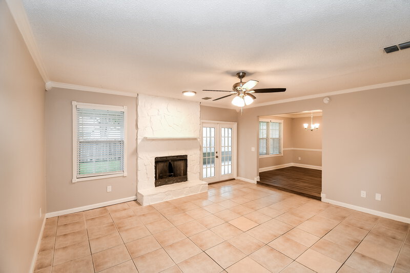 2,025/Mo, 1817 Farm Way Middleburg, FL 32068 Living Room View