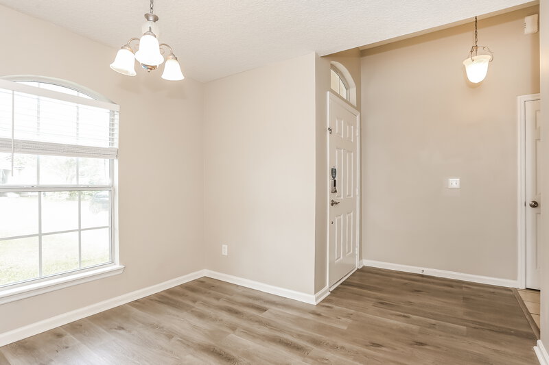 1,715/Mo, 8944 Fallsmill Dr Jacksonville, FL 32244 Dining Room View
