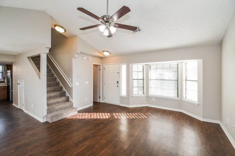 1,650/Mo, 9727 Villiers Dr S Jacksonville, FL 32221 Living Room View 3