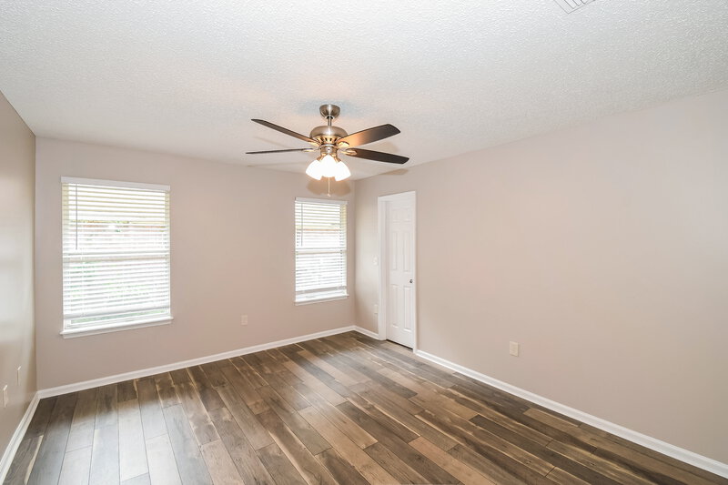 1,870/Mo, 11717 E Cherry Bark Dr Jacksonville, FL 32218 Master Bedroom View