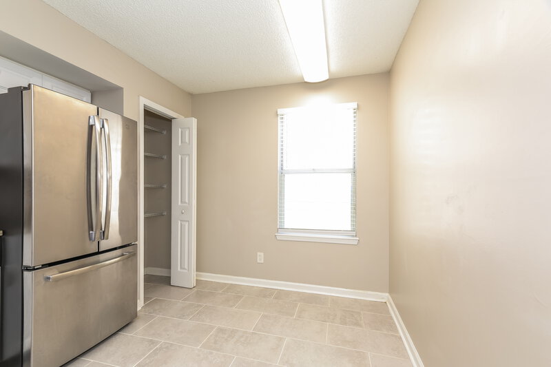 1,895/Mo, 282 Aquarius Cir W Jacksonville, FL 32216 Breakfast Nook View