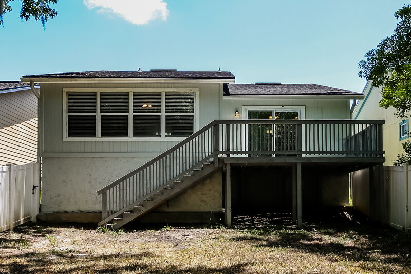 1,895/Mo, 282 Aquarius Cir W Jacksonville, FL 32216 Rear View