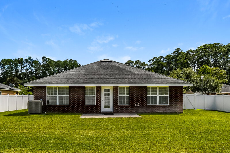 2,640/Mo, 2074 Cherokee Cove Trl Jacksonville, FL 32221 Rear View