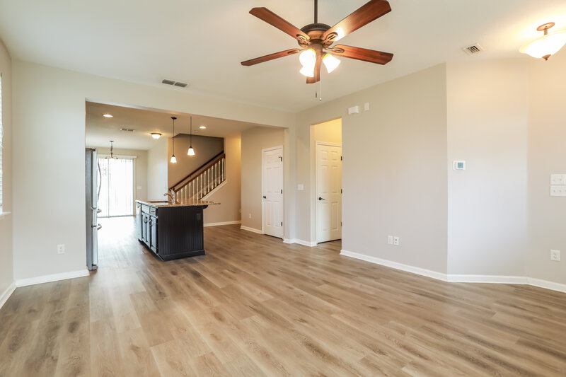 1,995/Mo, 3041 Holly Grove Ln Orange Park, FL 32073 Living Room View 2