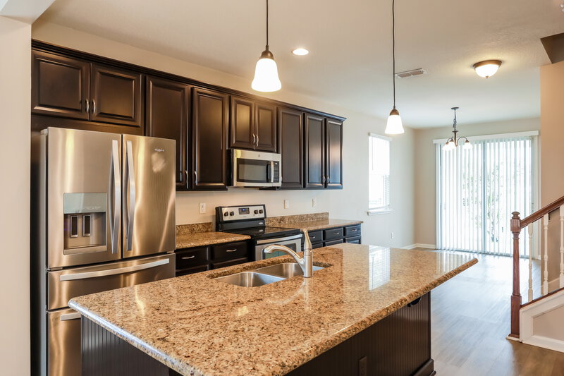 1,995/Mo, 3041 Holly Grove Ln Orange Park, FL 32073 Kitchen View