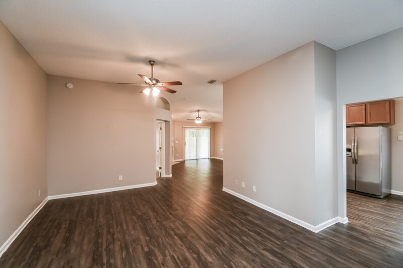 2,205/Mo, 1759 Saw Lake Dr Middleburg, FL 32068 Living Room View