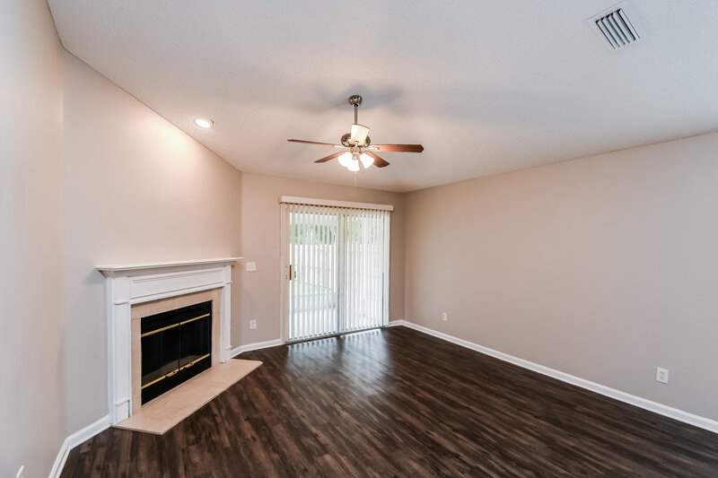 2,205/Mo, 1759 Saw Lake Dr Middleburg, FL 32068 Dining Room View