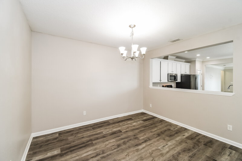 1,905/Mo, 849 Quiet Stone Ln Orange Park, FL 32065 Dining Room View