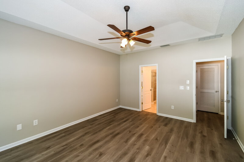 2,140/Mo, 7352 Hawks Point Ct Jacksonville, FL 32222 Master Bedroom View 2