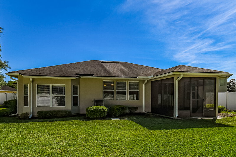 2,140/Mo, 7352 Hawks Point Ct Jacksonville, FL 32222 Rear View