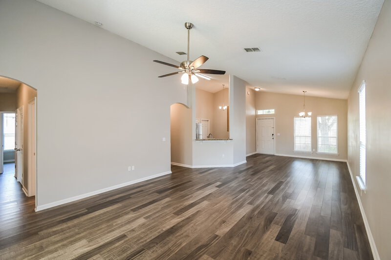 1,840/Mo, 8070 Welbeck Ln Jacksonville, FL 32244 Living Room View 3