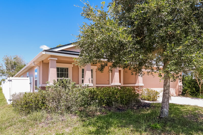 2,000/Mo, 1908 High Prairie Ln Middleburg, FL 32068 Front View