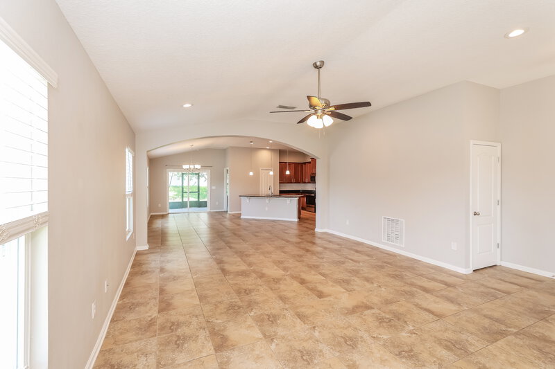 2,000/Mo, 1908 High Prairie Ln Middleburg, FL 32068 Living Room View