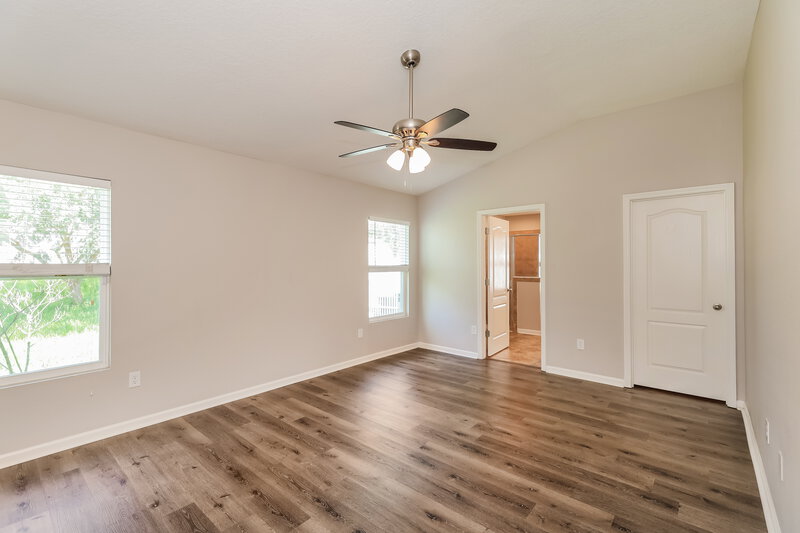 2,000/Mo, 1908 High Prairie Ln Middleburg, FL 32068 Main Bedroom View 2