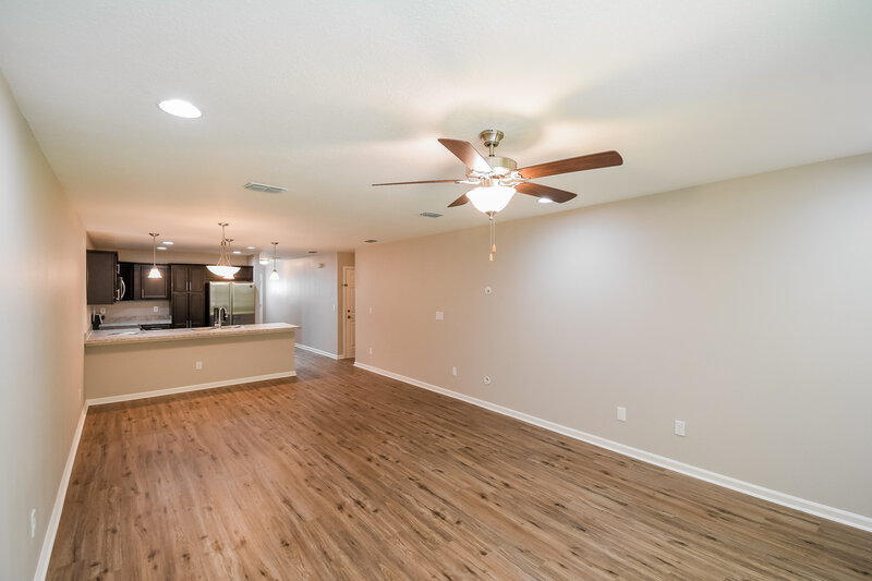 1,850/Mo, 11235 Margarets Landing Pl Jacksonville, FL 32218 Living Room View 2