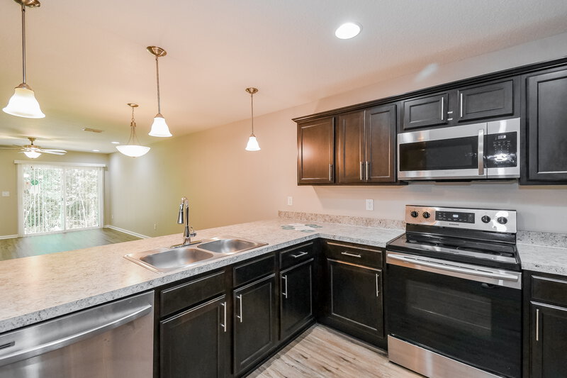 1,850/Mo, 11235 Margarets Landing Pl Jacksonville, FL 32218 Kitchen View