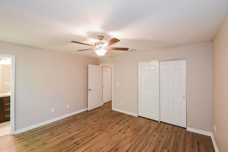 1,850/Mo, 11235 Margarets Landing Pl Jacksonville, FL 32218 Main Bedroom View 2