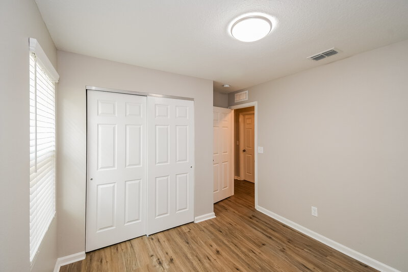 1,850/Mo, 11235 Margarets Landing Pl Jacksonville, FL 32218 Bedroom View