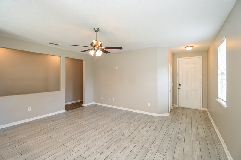 2,255/Mo, 1113 Coveyrise Ct Saint Augustine, FL 32092 Living Room View