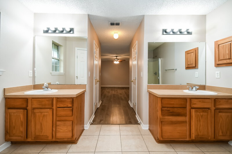 1,920/Mo, 2436 Paris Mill Rd Jacksonville, FL 32221 Misc View 6