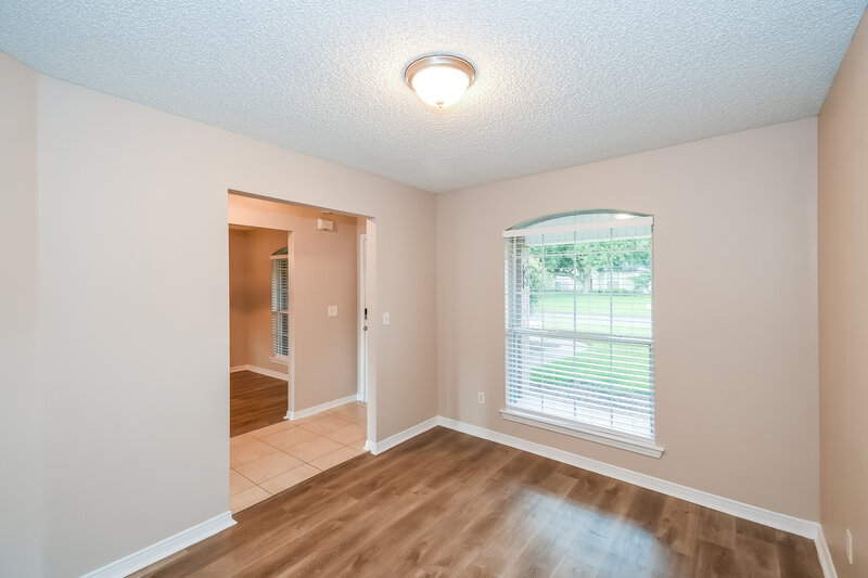 1,920/Mo, 2436 Paris Mill Rd Jacksonville, FL 32221 Amenities View