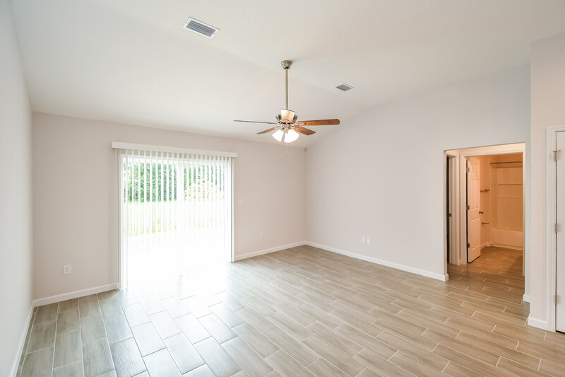 1,855/Mo, 6069 Patriots Landing Ln Jacksonville, FL 32244 Living Room View 2