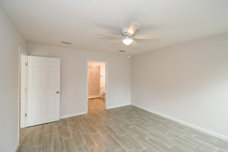 1,855/Mo, 6069 Patriots Landing Ln Jacksonville, FL 32244 Main Bedroom View 2